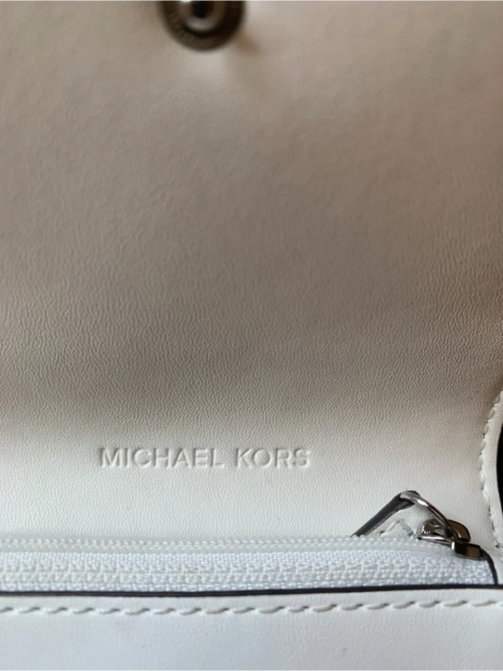 Michael Kors White Leather Card & Key Holder with Silver Hardware